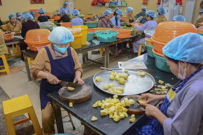 Dharma talk How To Practice Correctly - The 96th Seven-Day Retreat